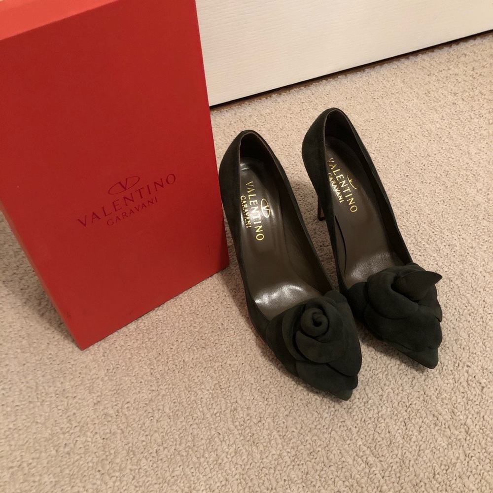 Valentino green suede pumps